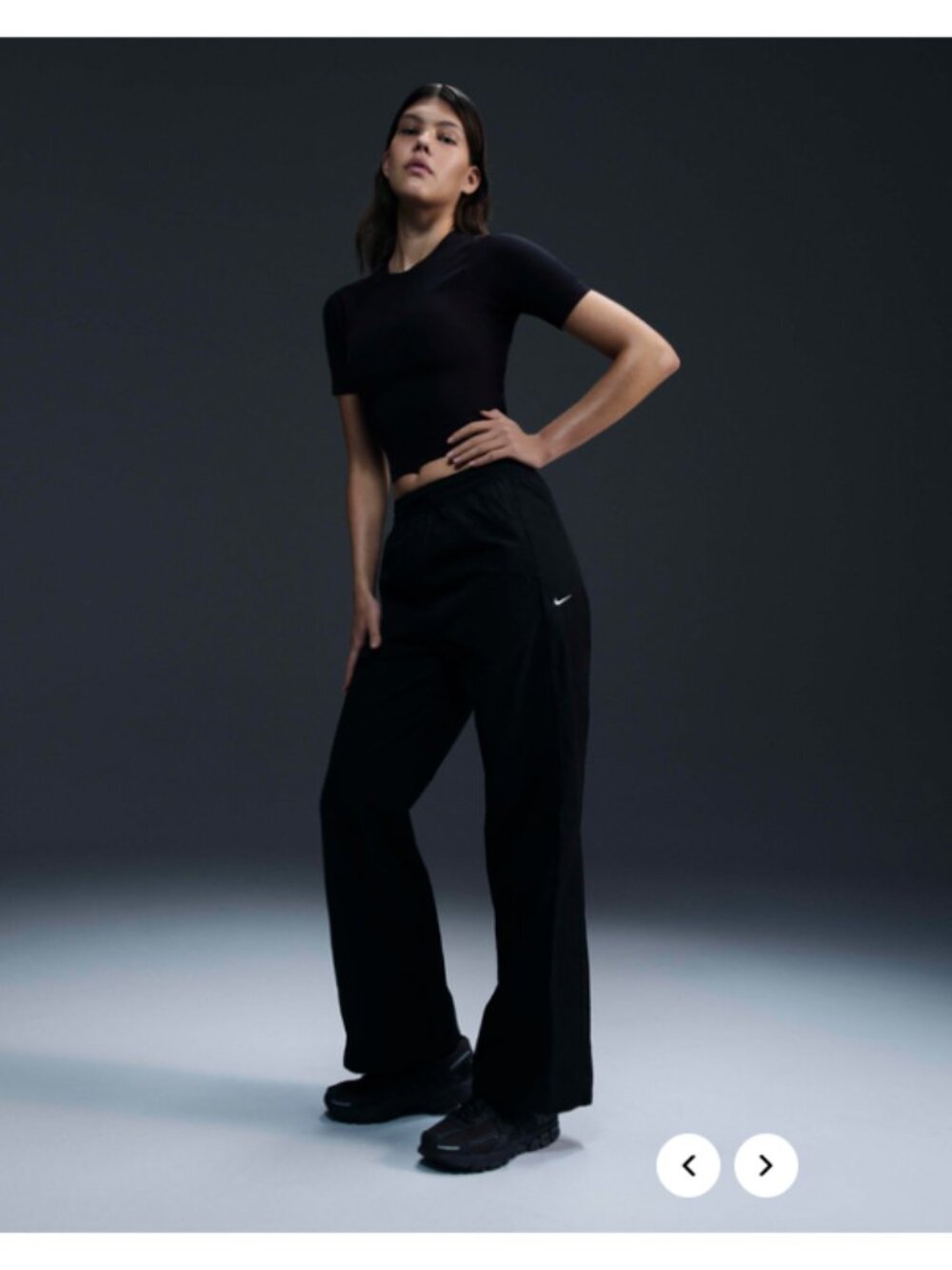 Nike Windrunner - Picture 2 of 2